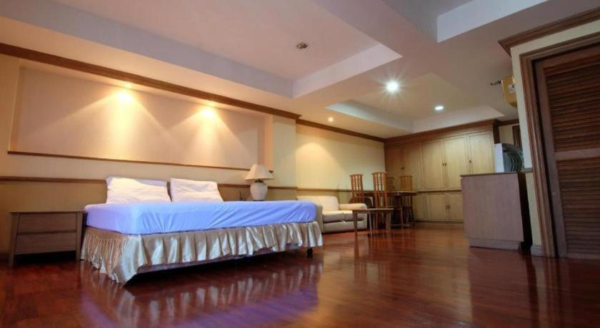 בנגקוק Alameda Suites Hotel מראה חיצוני תמונה