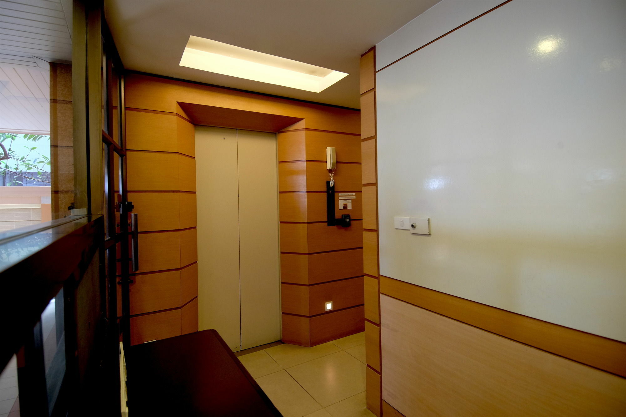 בנגקוק Alameda Suites Hotel מראה חיצוני תמונה