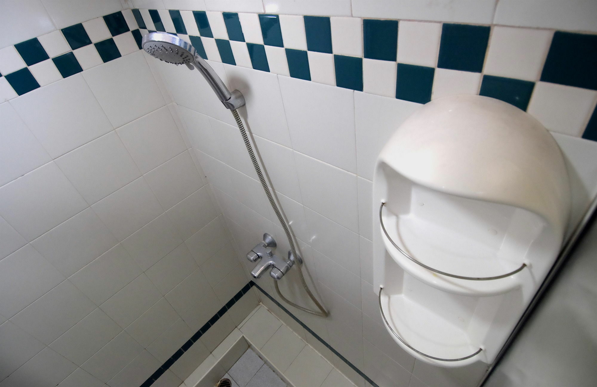 בנגקוק Alameda Suites Hotel מראה חיצוני תמונה
