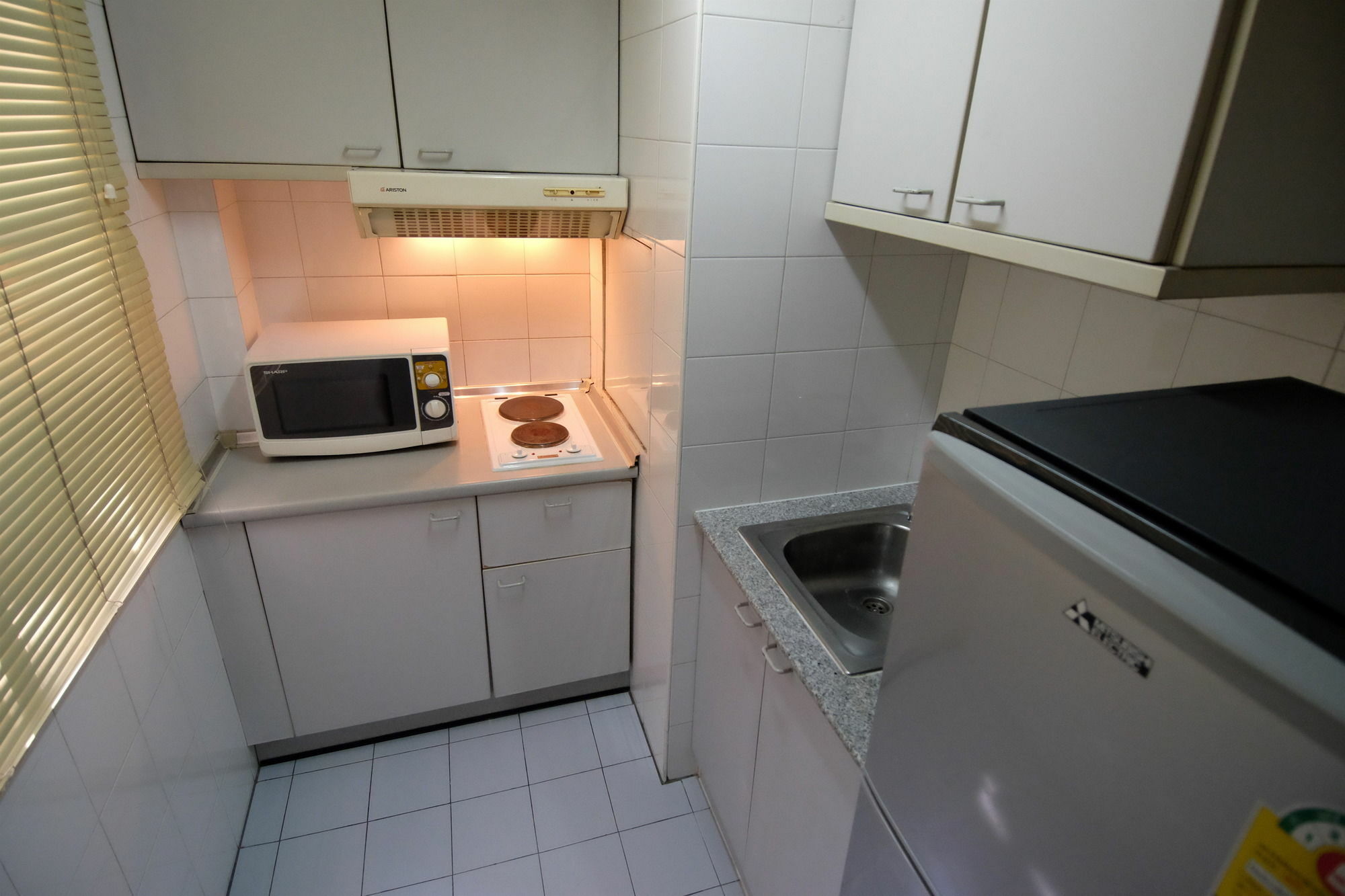 בנגקוק Alameda Suites Hotel מראה חיצוני תמונה